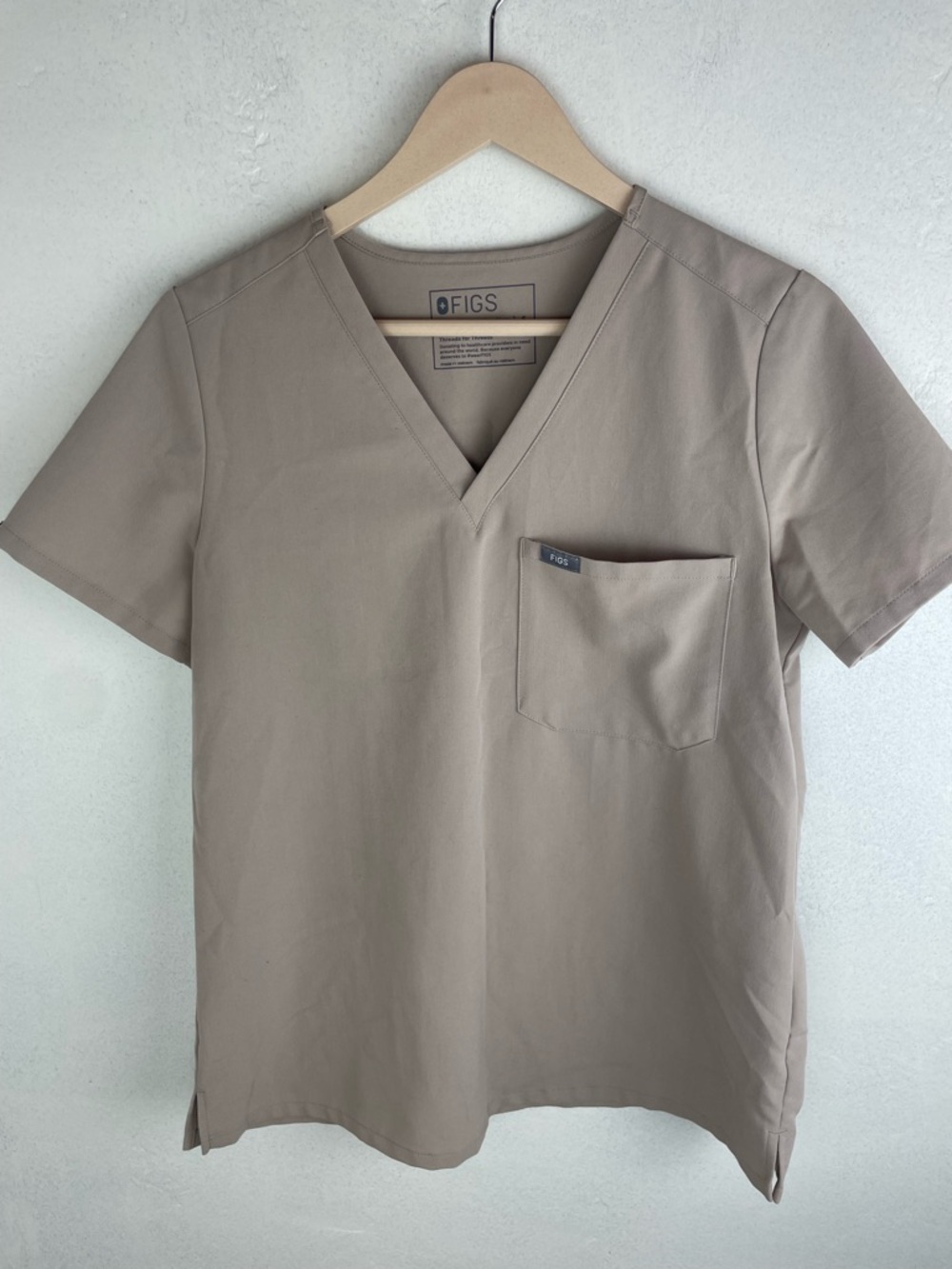 Figs V-Neck Scrub Top